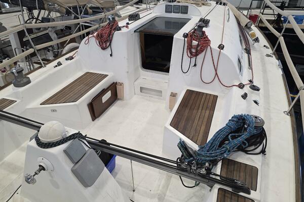 36ft Beneteau Yacht For Sale