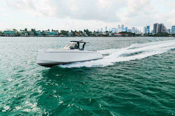 Pardo Yachts 38 OB Yacht For Sale