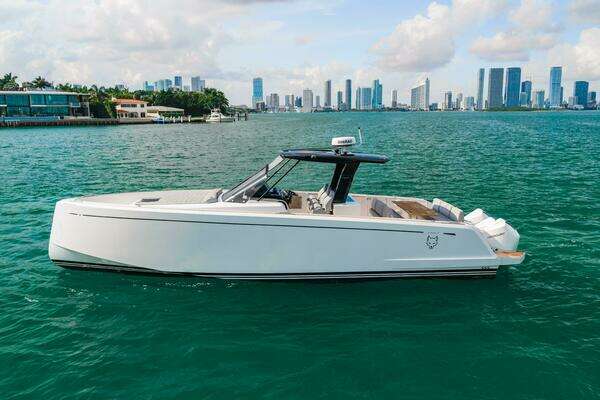 Pardo Yachts 38 OB Yacht For Sale
