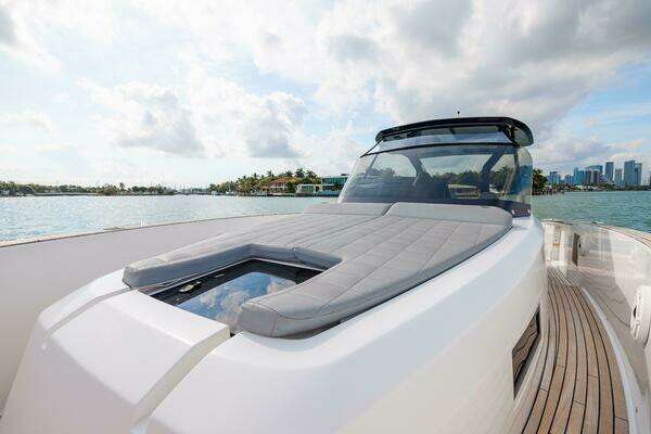 Pardo Yachts 38 OB Yacht For Sale