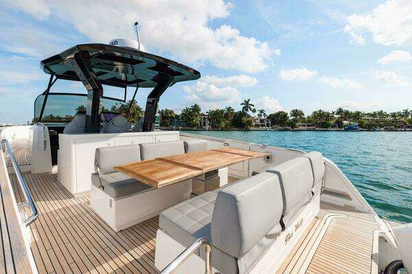 Pardo Yachts 38 OB Yacht For Sale