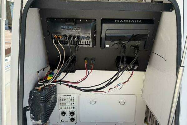 Contender  Yacht For Sale