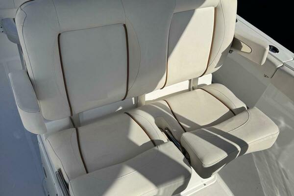 27ft Sea Hunt Yacht For Sale