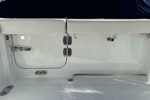 27ft Sea Hunt Yacht For Sale