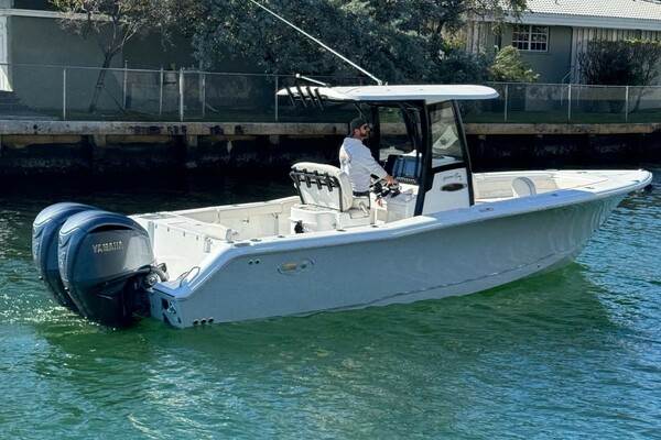 27ft Sea Hunt Yacht For Sale