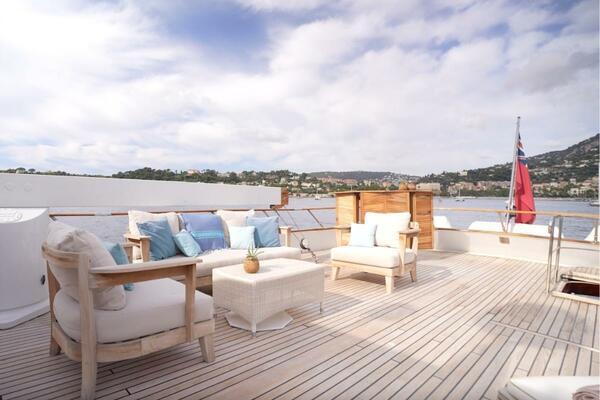 AVA 131ft CRN Yacht For Sale