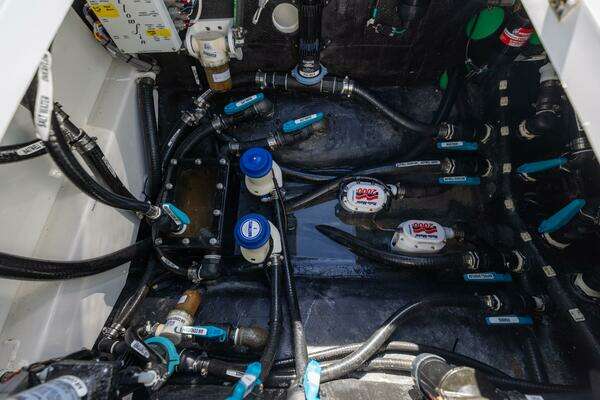 Yellowfin 42 OFFSHORE Yacht For Sale