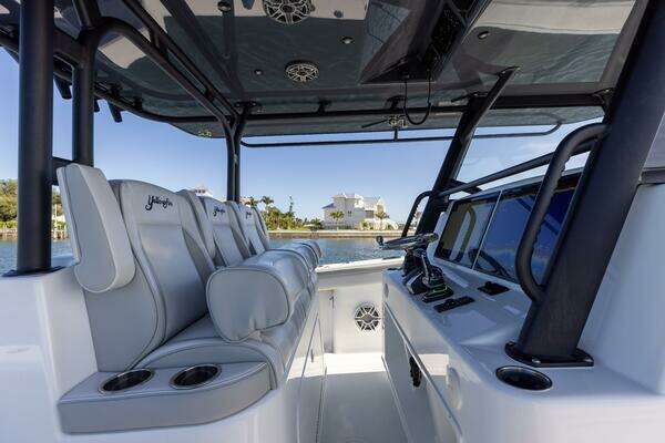 Yellowfin 42 OFFSHORE Yacht For Sale