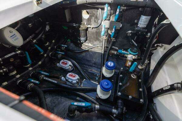 Yellowfin 42 OFFSHORE Yacht For Sale