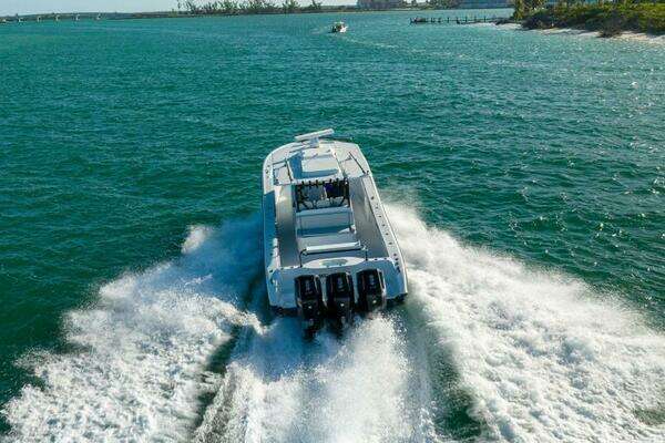 Yellowfin 42 OFFSHORE Yacht For Sale