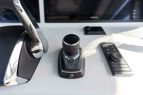 Yellowfin 42 OFFSHORE Yacht For Sale