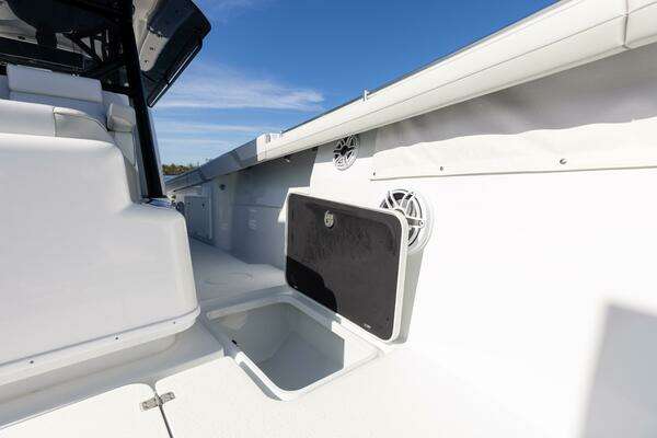 Yellowfin 42 OFFSHORE Yacht For Sale