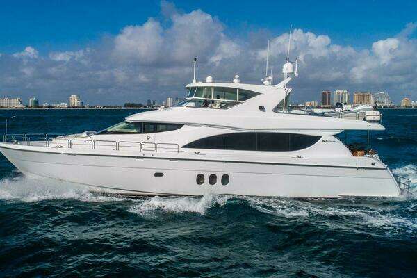 Hatteras HATTERAS 80 Yacht For Sale