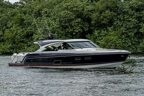 Formula 500 Super Sport Crossover Yacht For Sale