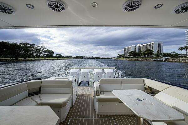 Formula 500 Super Sport Crossover Yacht For Sale