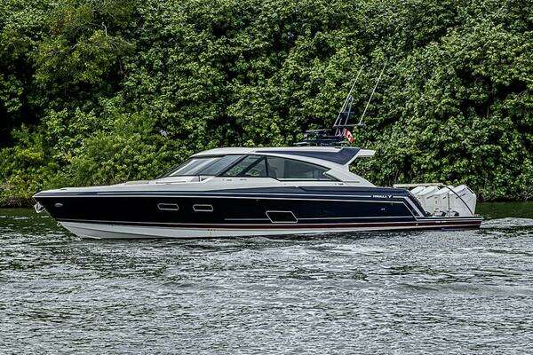 Formula 500 Super Sport Crossover Yacht For Sale