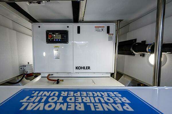 Formula 500 Super Sport Crossover Yacht For Sale