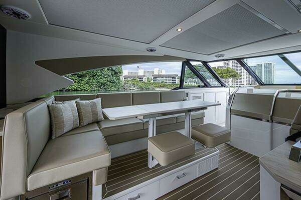 Formula 500 Super Sport Crossover Yacht For Sale