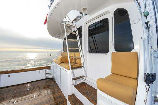 2001 Ocean Yachts 52