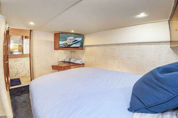 2001 Ocean Yachts 52