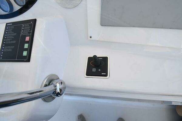 Ocean Yachts 52 SUPER SPORT Yacht For Sale