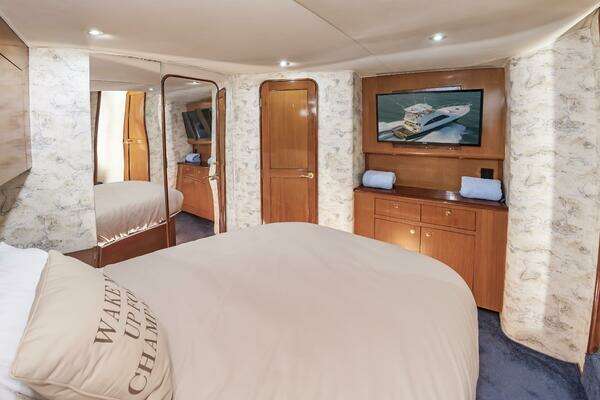 2001 Ocean Yachts 52