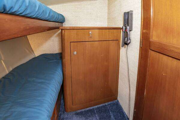 2001 Ocean Yachts 52