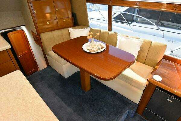 Ocean Yachts 52 SUPER SPORT Yacht For Sale