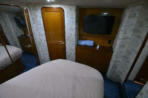 Ocean Yachts 52 SUPER SPORT Yacht For Sale