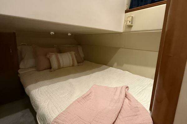 Carver 460 voyager Yacht For Sale