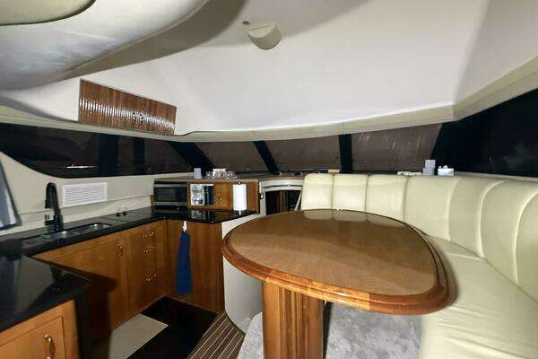 Carver 460 voyager Yacht For Sale