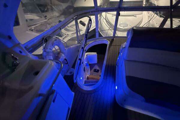 Carver 460 voyager Yacht For Sale