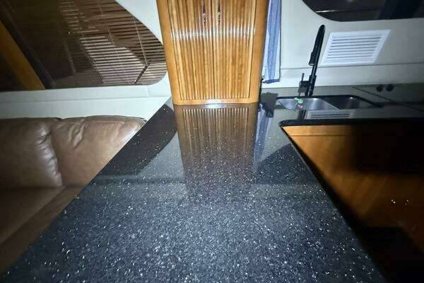 Carver 460 voyager Yacht For Sale