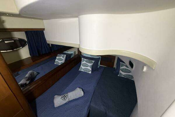 Carver 460 voyager Yacht For Sale