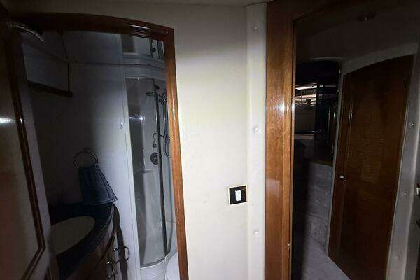 Carver 460 voyager Yacht For Sale
