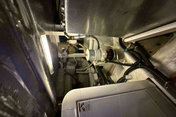 Carver 460 voyager Yacht For Sale