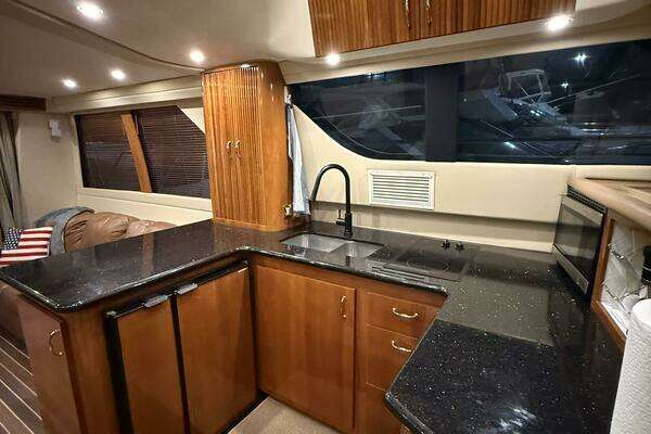 Carver 460 voyager Yacht For Sale