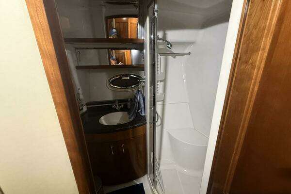 Carver 460 voyager Yacht For Sale