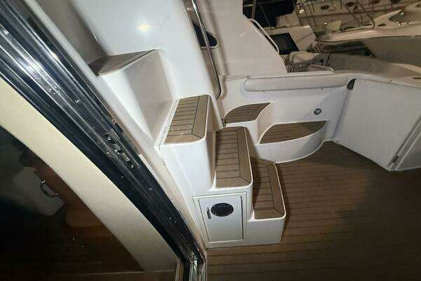 Carver 460 voyager Yacht For Sale