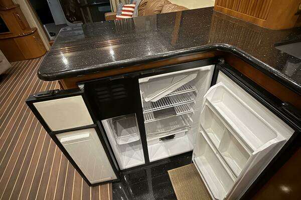 Carver 460 voyager Yacht For Sale