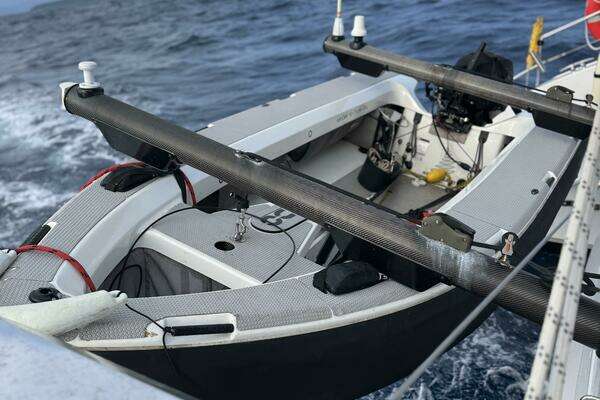 Seawind 1600 Yacht For Sale