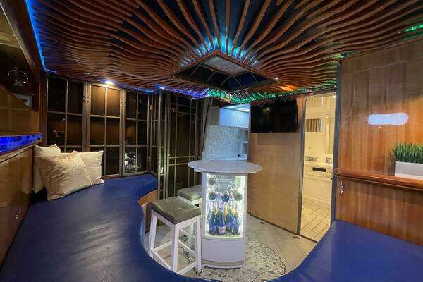 Horizon 70 MY Yacht For Sale