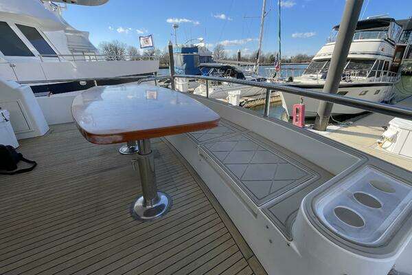 Horizon 70 MY Yacht For Sale