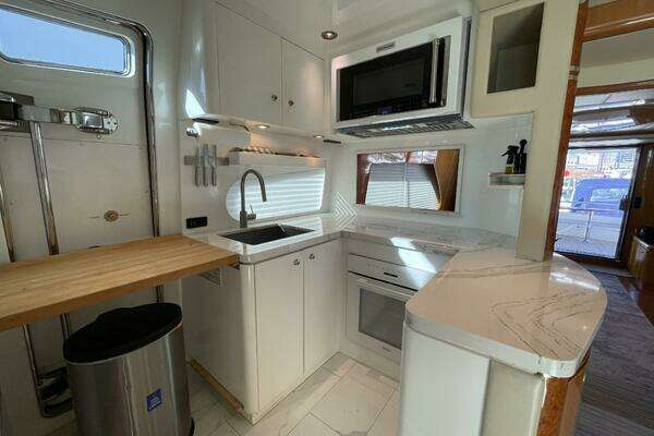 Horizon 70 MY Yacht For Sale