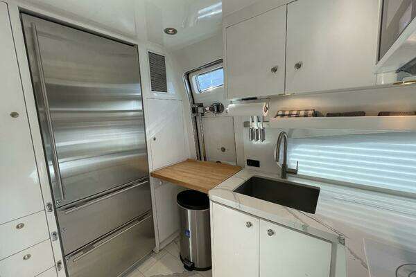 Horizon 70 MY Yacht For Sale