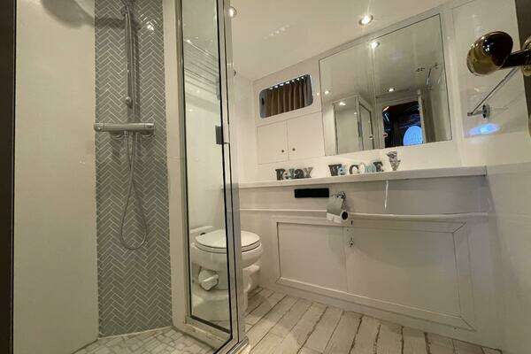 Horizon 70 MY Yacht For Sale