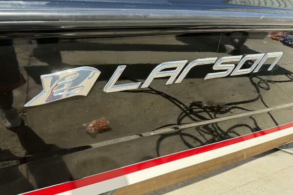 Yesterday s Dream 23ft Larson Yacht For Sale