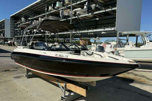 Photo of the 2015 Larson LX 225S IO "Yesterday's Dream"