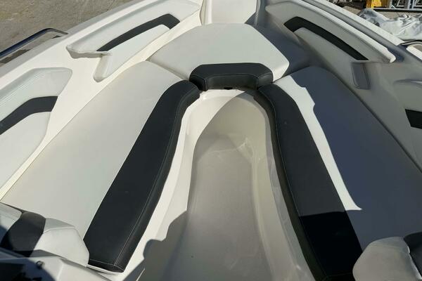 Yesterday s Dream 23ft Larson Yacht For Sale