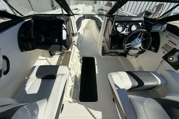 Yesterday s Dream 23ft Larson Yacht For Sale